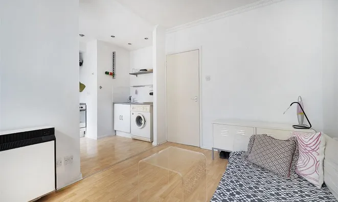 Недвижимость Wilmot Street: 12