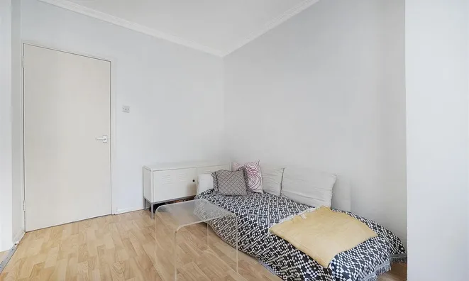 Недвижимость Wilmot Street: 14