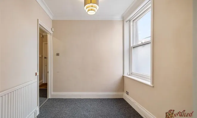 Недвижимость Coolhurst Road: 14