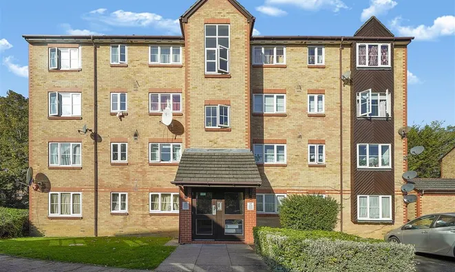 Недвижимость Cygnet Close, Neasden: 8