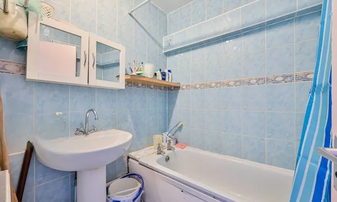 Недвижимость Deverell Street, Borough: 3