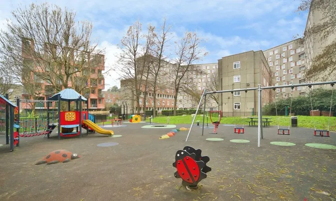 Недвижимость Diss Street: 23