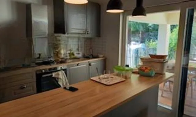 Недвижимость Многоквартирный дом в Центре: 8