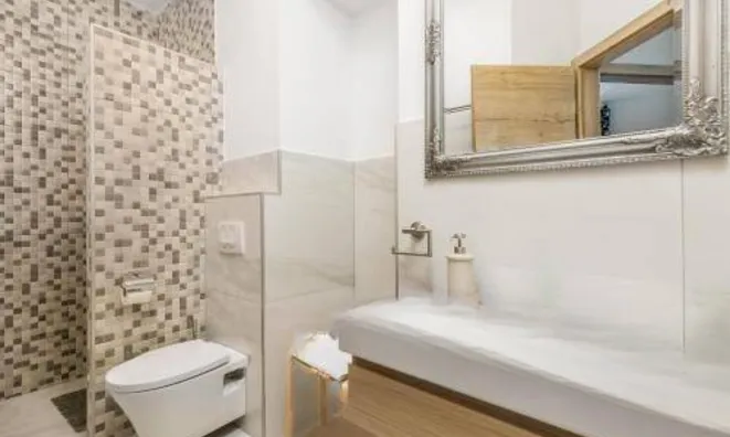 Недвижимость Многоквартирный дом в Центре: 16