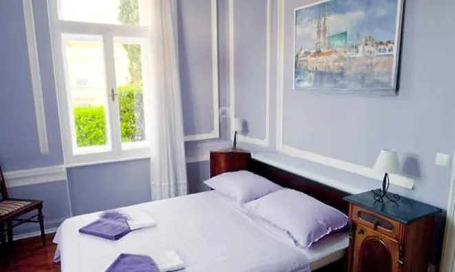 Недвижимость Трехкомнатная квартира Центр: 10