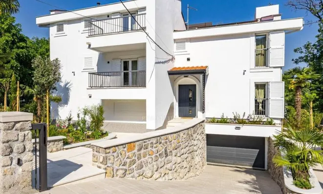 Недвижимость Семейный дом 313 м², Опатия: 6