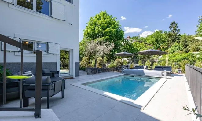 Недвижимость Семейный дом 313 м², Опатия: 7