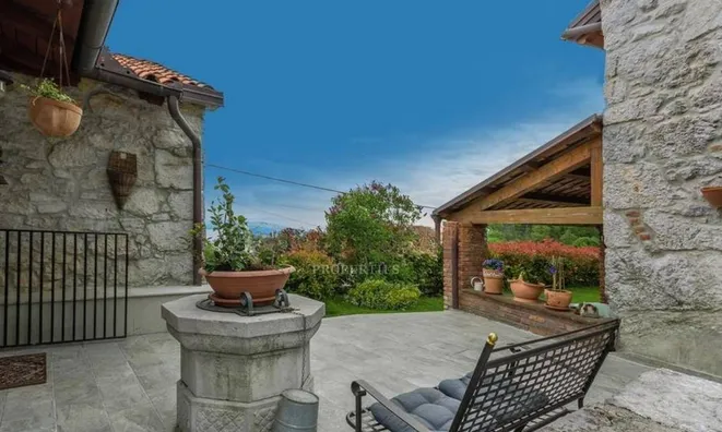 Недвижимость Семейный дом 200 м² на Западе, Опатия: 2