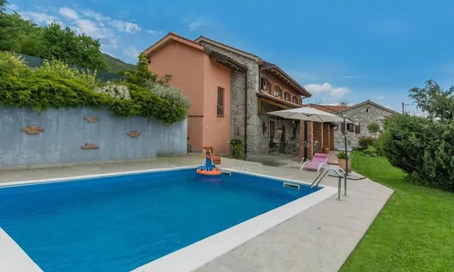 Недвижимость Семейный дом 200 м² на Западе, Опатия: 4