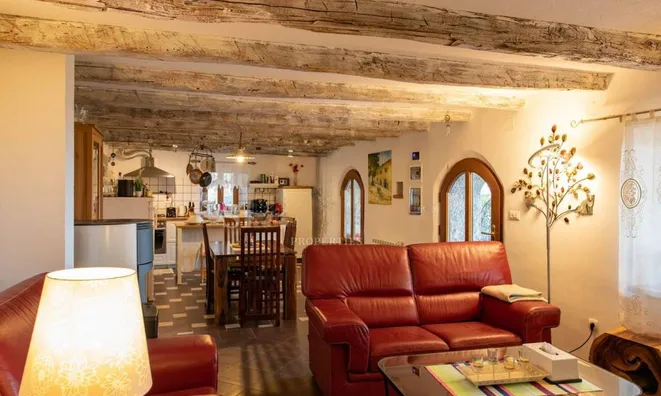 Недвижимость Семейный дом 200 м² на Западе, Опатия: 25