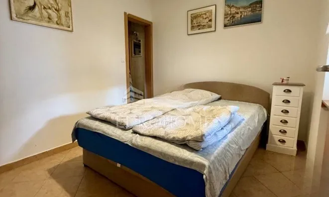 Недвижимость Однокомнатная квартира Ика: 6