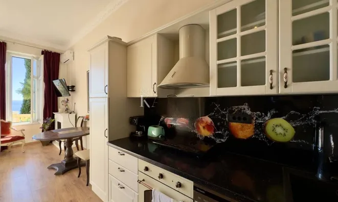 Недвижимость Однокомнатная квартира, Центр: 4