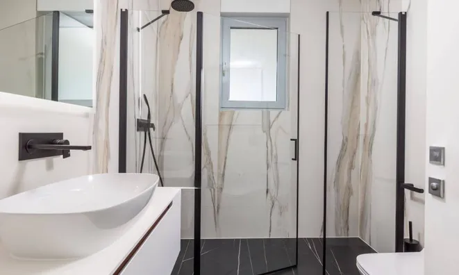 Недвижимость Четырехкомнатная квартира Центр: 19