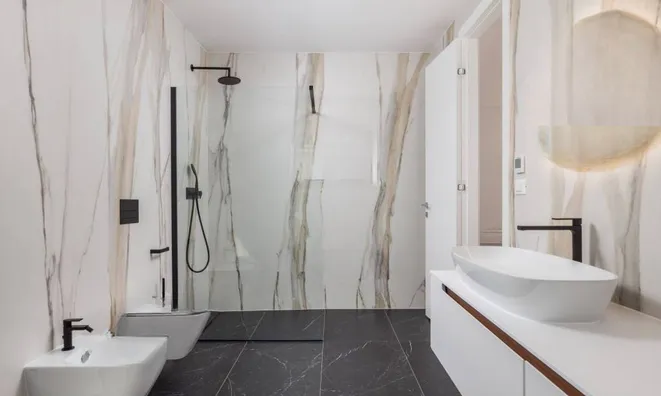 Недвижимость Четырехкомнатная квартира Центр: 22