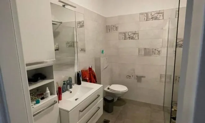 Недвижимость Трёхкомнатная квартира в центре: 8