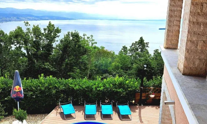 Недвижимость Семейный дом в Вепринаце: 2