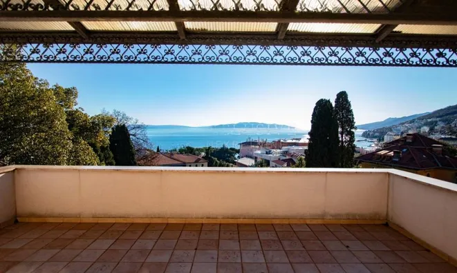 Недвижимость Квартира Опатия Центр: 21