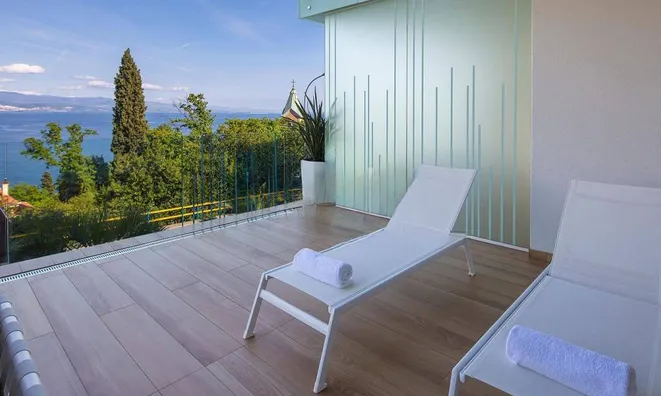 Недвижимость Двухкомнатная квартира в центре Опатии: 16