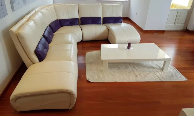 Недвижимость Трёхкомнатная квартира, Центр: 4