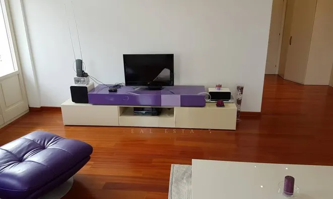 Недвижимость Трёхкомнатная квартира, Центр: 5