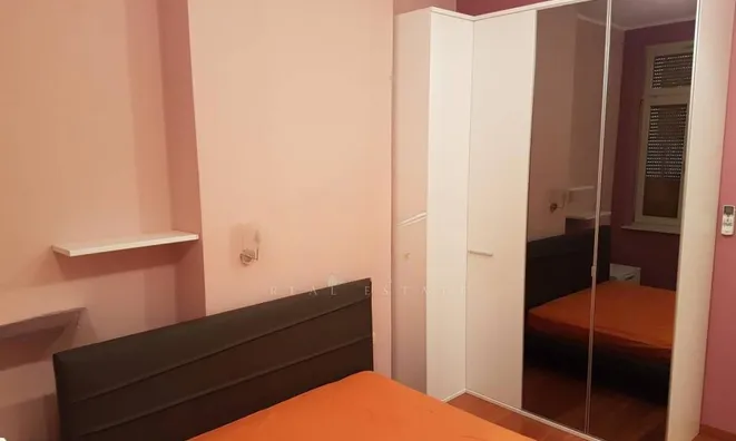 Недвижимость Трёхкомнатная квартира, Центр: 20