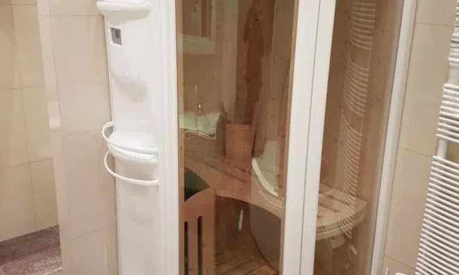 Недвижимость Трёхкомнатная квартира, Центр: 34