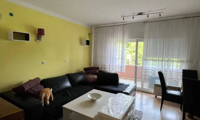 Недвижимость Трёхкомнатная квартира Побри: 1