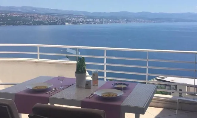 Недвижимость Четырехкомнатная квартира в Опатии: 11