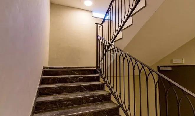 Недвижимость Четырехкомнатная квартира Центр, Опатия: 8