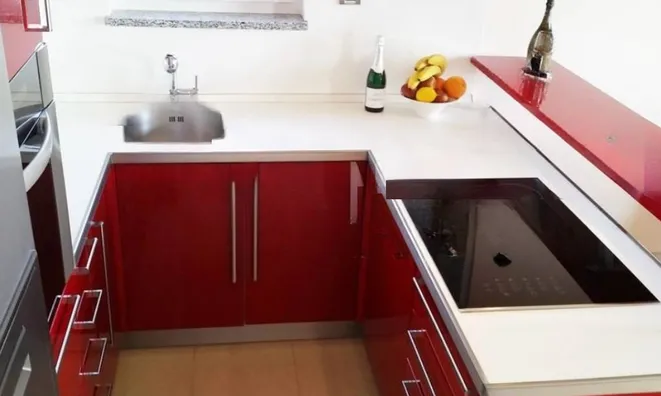 Недвижимость Четырехкомнатная квартира-министр: 6