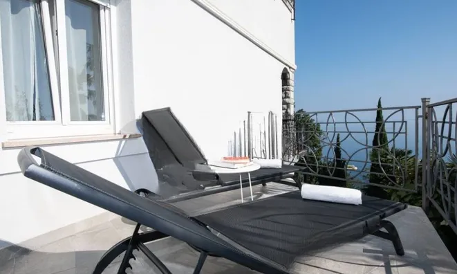 Недвижимость Четырехкомнатная квартира в центре Опатии: 9