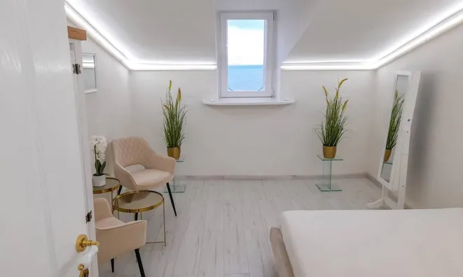 Недвижимость Четырехкомнатная квартира Центр: 5