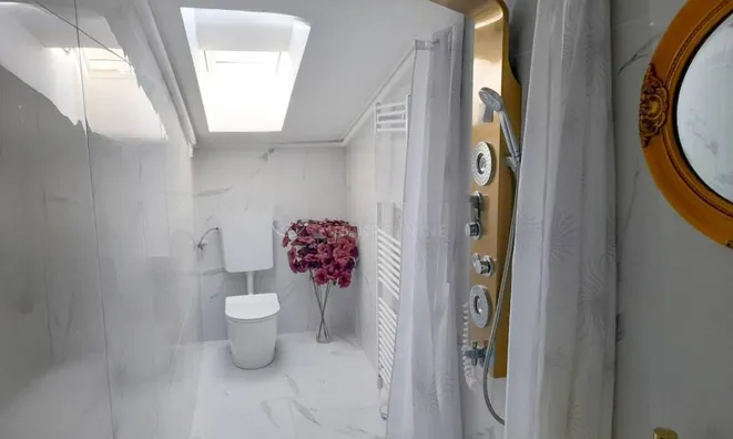 Недвижимость Четырехкомнатная квартира Центр: 18