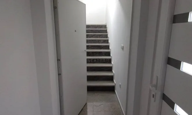 Недвижимость Трехкомнатная квартира в Опатии: 5