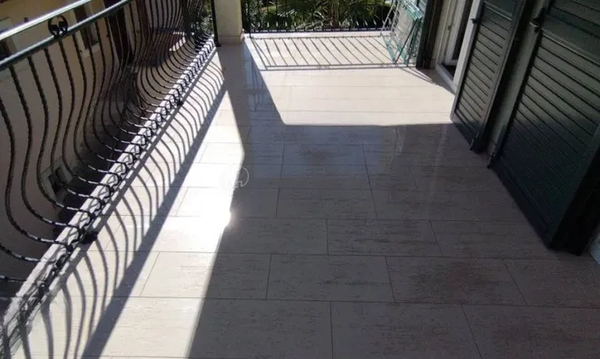 Недвижимость Трехкомнатная квартира в Опатии: 14