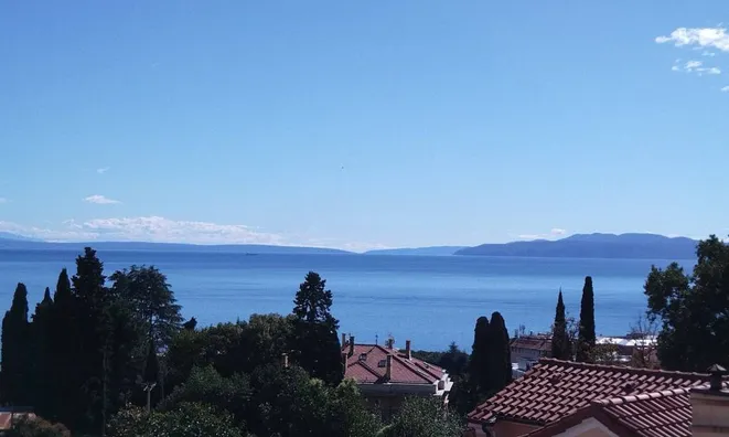 Недвижимость Трехкомнатная квартира в Опатии: 35