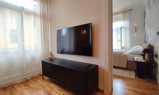 Недвижимость Двухкомнатная квартира Центр: 7