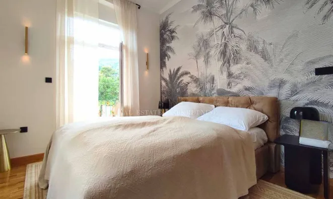 Недвижимость Двухкомнатная квартира Центр: 9