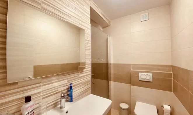 Недвижимость Многоквартирный дом Побри: 12