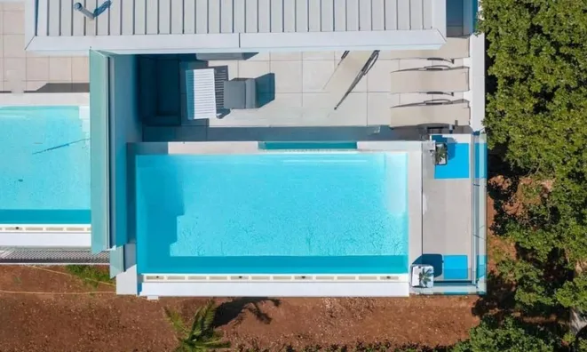 Недвижимость Многоквартирный дом Побри: 2