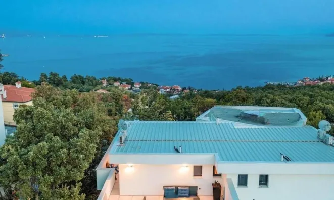 Недвижимость Многоквартирный дом Побри: 3