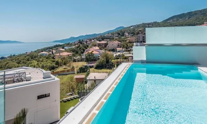 Недвижимость Многоквартирный дом Побри: 11