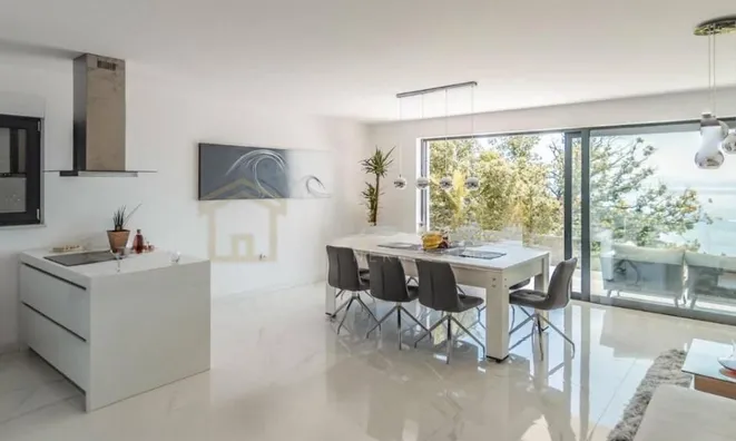 Недвижимость Многоквартирный дом Побри: 21