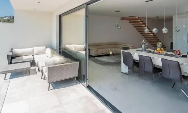 Недвижимость Многоквартирный дом Побри: 33