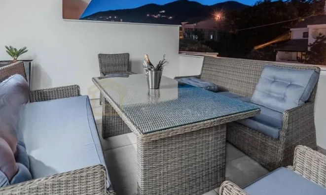 Недвижимость Многоквартирный дом Побри: 35