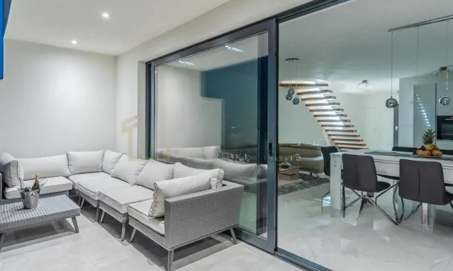 Недвижимость Многоквартирный дом Побри: 36