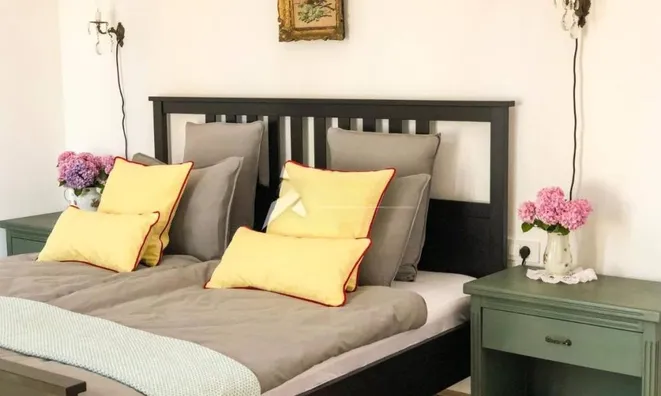 Недвижимость Трехкомнатная квартира в Центре: 22