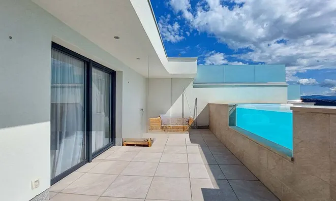 Недвижимость Многоквартирный дом Побри: 2