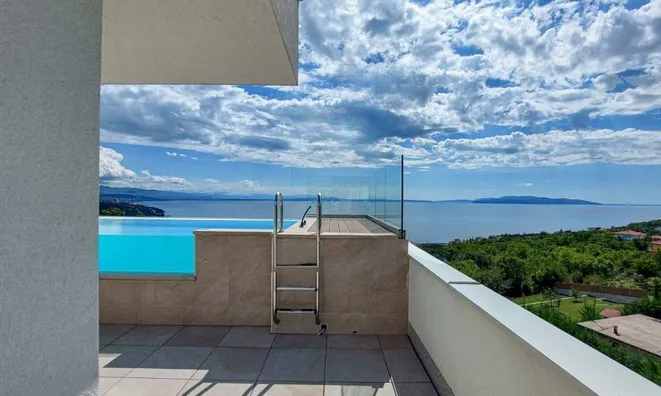 Недвижимость Многоквартирный дом Побри: 18