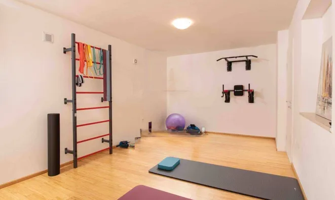 Недвижимость Многоквартирный дом Побри: 27